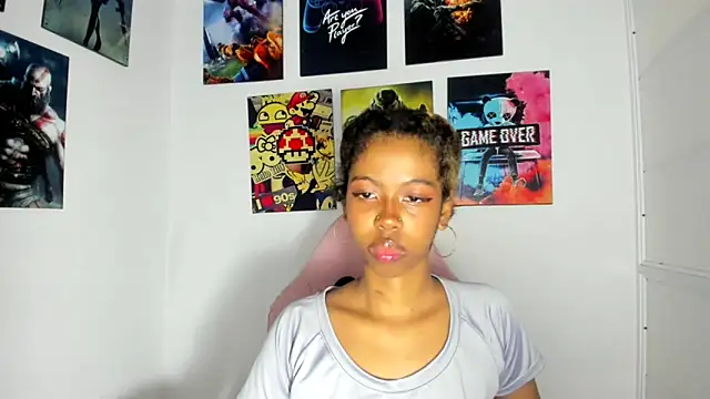 Dakota evans18 online show from 10-19-25, 05:08