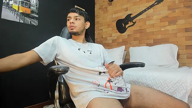 Snapshot of Kail_nil chatting on 12-04-25, 09:12 Kail nil online show from 12-04-25, 09:12