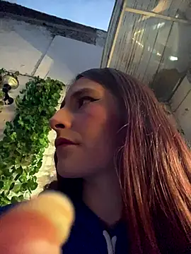 Snapshot of Im_scarlett18 chatting on 12-01-25, 10:59 Im scarlett18 online show from 12-01-25, 10:59