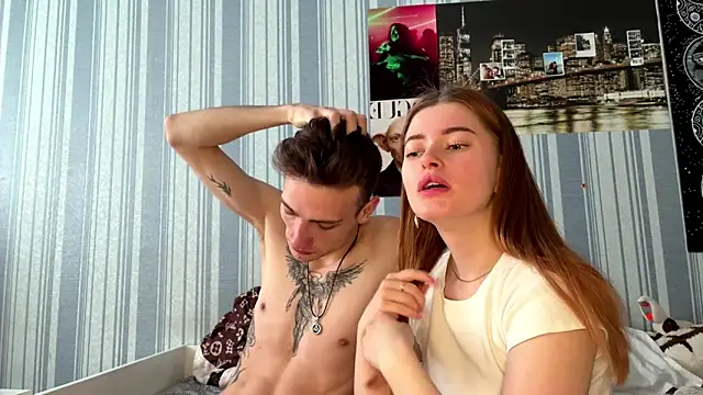 EmiliaCouple online show from 03-10-26, 07:13