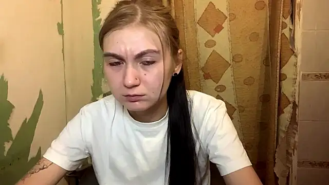 ArianeBhayani online show from 10-26-25, 09:31