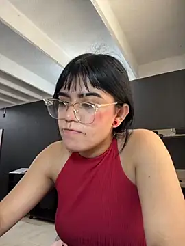 Snapshot of angie_rousse_ chatting on 11-20-25, 01:33 angie rousse online show from 11-20-25, 01:33