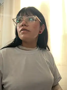 Snapshot of angie_rousse_ chatting on 11-24-25, 01:00 angie rousse online show from 11-24-25, 01:00