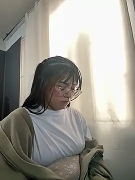 Snapshot of angie_rousse_ chatting on 12-05-25, 01:09 angie rousse online show from 12-05-25, 01:09