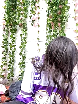 Ninfa pink online show from 10-15-25, 03:12