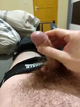 Snapshot of Miskolc1996 chatting on 02-17-26, 10:05 Miskolc1996 online show from 02-17-26, 10:05