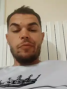 Snapshot of Alexszader36 chatting on 10-28-25, 08:55 Alexszader36 online show from 10-28-25, 08:55