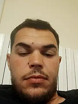 Snapshot of Alexszader36 chatting on 10-31-25, 09:16 Alexszader36 online show from 10-31-25, 09:16