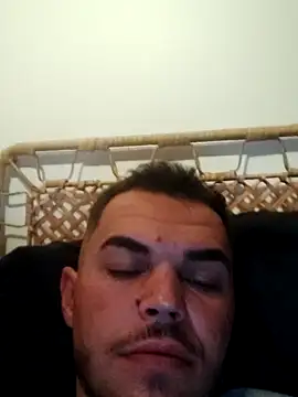 Snapshot of Alexszader36 chatting on 11-20-25, 11:04 Alexszader36 online show from 11-20-25, 11:04