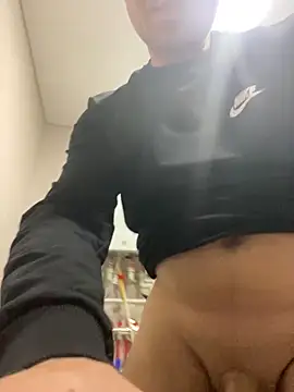 Snapshot of AronMode chatting on 11-15-25, 10:37 AronMode online show from 11-15-25, 10:37