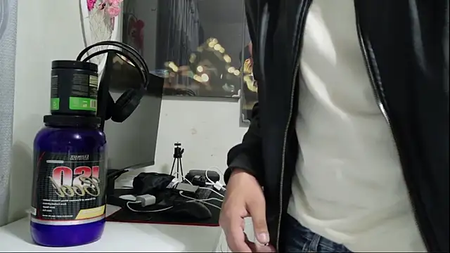  sucioguapo online show from 10-17-25, 06:27