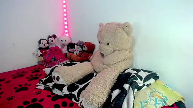 Snapshot of Antonhyjared chatting on 03-17-26, 02:49 Antonhyjared online show from 03-17-26, 02:49