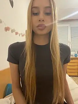 Snapshot of RemyStyles chatting on 02-09-26, 10:03 RemyStyles online show from 02-09-26, 10:03