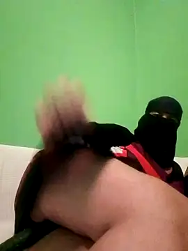 Snapshot of Prinsisa_sara chatting on 10-11-25, 08:40 Prinsisa sara online show from 10-11-25, 08:40