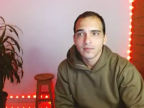 Maax3023 online show from 10-17-25, 12:41