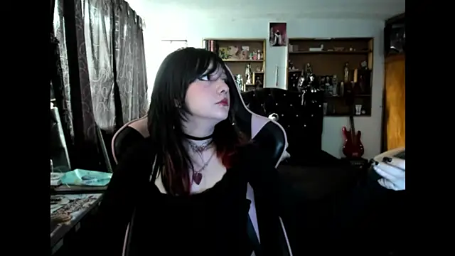 Maki Zein  online show from 12-03-25, 07:56