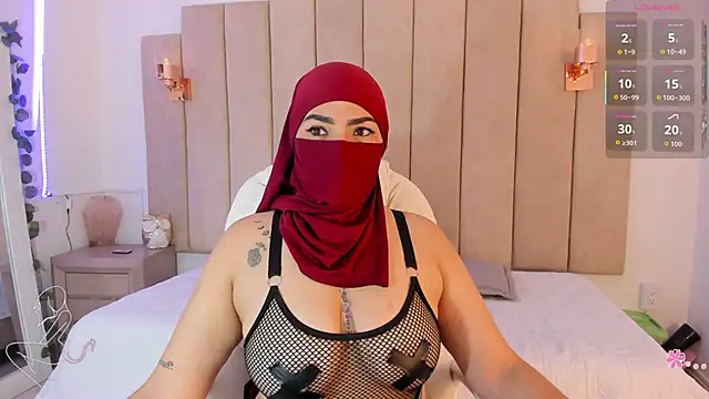 Snapshot of _naylaa_ chatting on 01-06-26, 03:32 naylaa online show from 01-06-26, 03:32