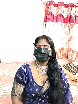 tamil-aunt online show from 10-22-25, 05:52