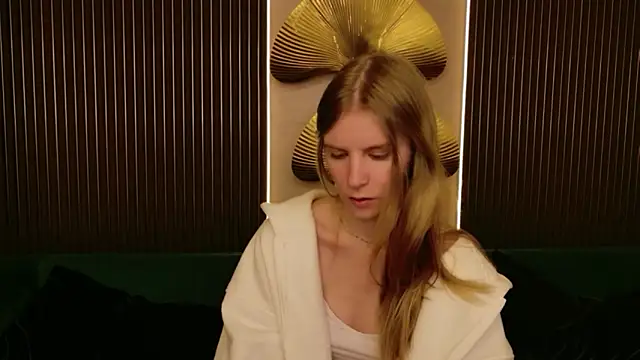 Snapshot of Morgan_Wardi chatting on 02-21-26, 09:05 Morgan Wardi online show from 02-21-26, 09:05