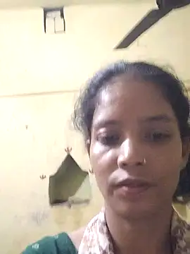 Snapshot of Jaanvi_G chatting on 10-17-25, 02:08 Jaanvi G online show from 10-17-25, 02:08
