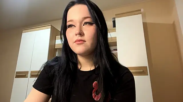 KristenGoodmon online show from 10-12-25, 09:19