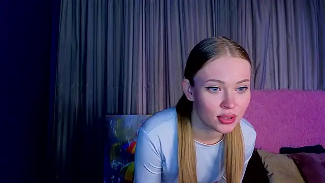 CamLussty online show from 10-14-25, 09:54