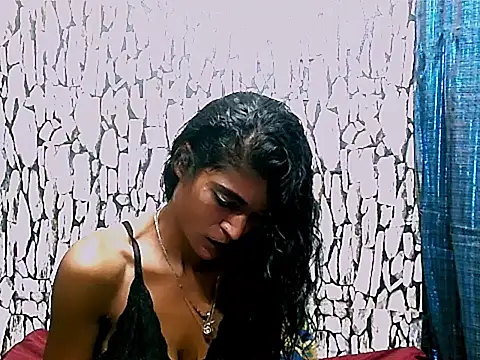 Snapshot of Epic_indian_sky chatting on 11-18-25, 08:13 Epic indian sky online show from 11-18-25, 08:13