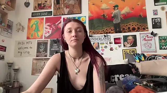 PauliinaBlue online show from 10-15-25, 08:58