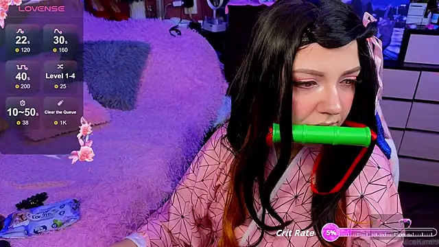 Snapshot of Alya_Carson chatting on 10-15-25, 09:26 Alya Carson online show from 10-15-25, 09:26