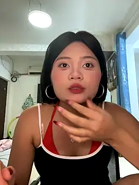 lan-xinh1 online show from 10-17-25, 09:23