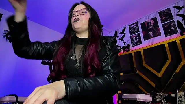 Evangelinejoness  online show from 01-13-26, 11:26