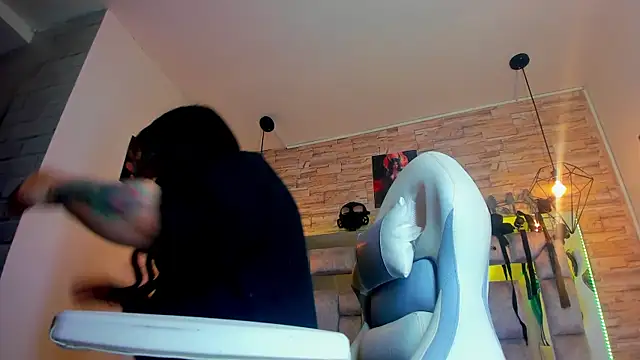 Evangelinejoness  online show from 03-20-26, 11:48