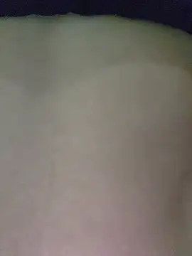 Snapshot of Alice_Barry chatting on 06-21-26, 04:04 Alice Barry online show from 06-21-26, 04:04