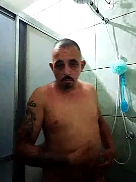 Snapshot of MORENORC79 chatting on 04-04-26, 12:42 MORENORC79 online show from 04-04-26, 12:42