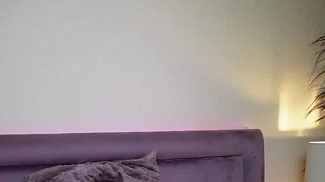 JoelleApril online show from 03-25-26, 09:10