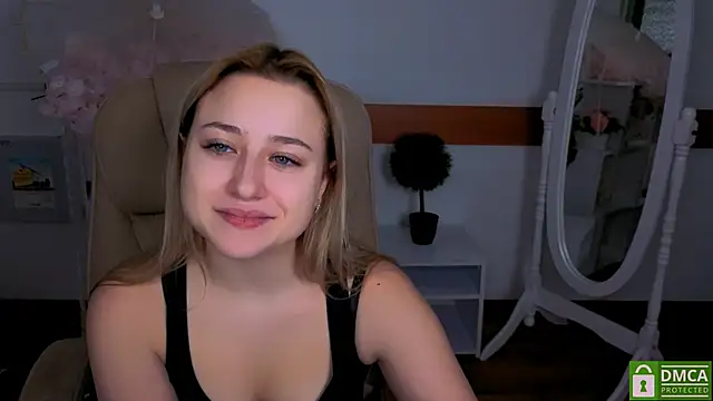 Snapshot of Lulu___Moon chatting on 02-06-26, 08:45 Lulu Moon online show from 02-06-26, 08:45