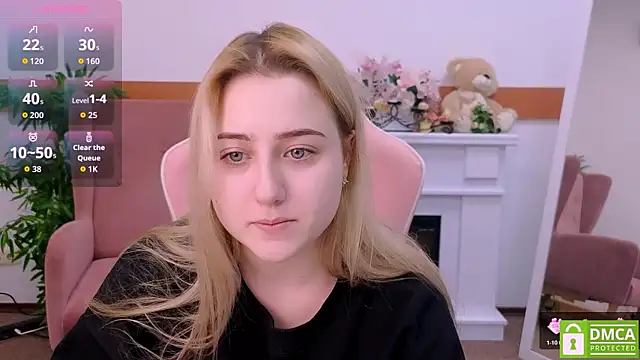 Snapshot of Lulu___Moon chatting on 03-04-26, 10:05 Lulu Moon online show from 03-04-26, 10:05