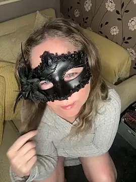 Snapshot of foxy-Chantelle chatting on 11-13-25, 11:14 foxy-Chantelle online show from 11-13-25, 11:14