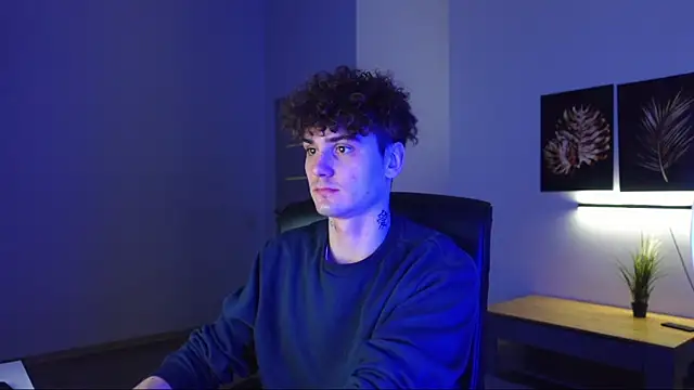 Nick Phillip online show from 11-30-25, 02:21