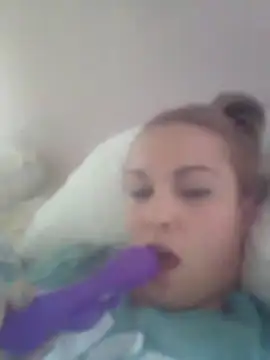 Snapshot of sexysiren93 chatting on 10-15-25, 09:15 sexysiren93 online show from 10-15-25, 09:15