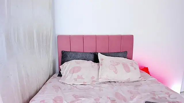 Snapshot of RashidaScott chatting on 11-28-25, 07:11 RashidaScott online show from 11-28-25, 07:11