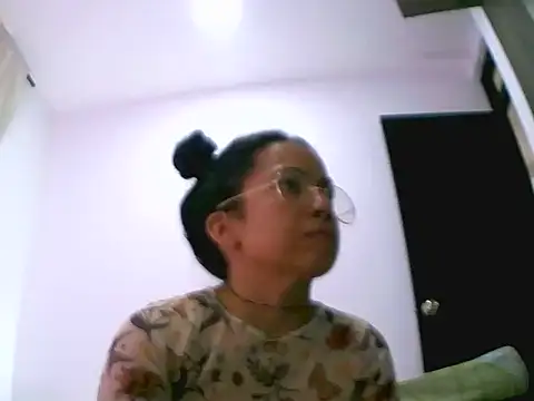 chiarafus0 online show from 11-01-25, 05:59