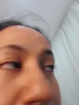 chiarafus0 online show from 11-12-25, 10:09