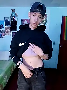 heyy noah11 online show from 10-23-25, 02:33