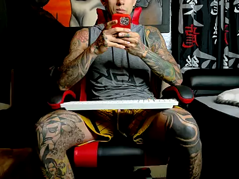 Molotov Explosive online show from 10-17-25, 12:01