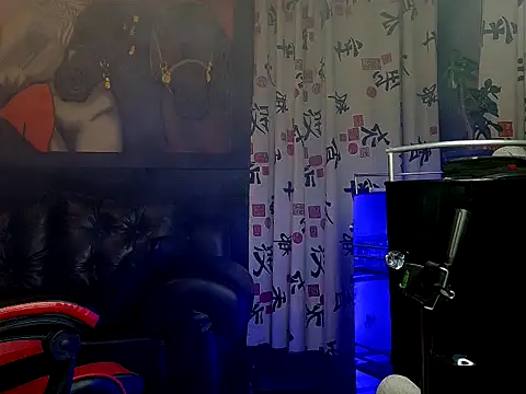 Snapshot of Molotov_Explosive chatting on 03-26-26, 12:17 Molotov Explosive online show from 03-26-26, 12:17