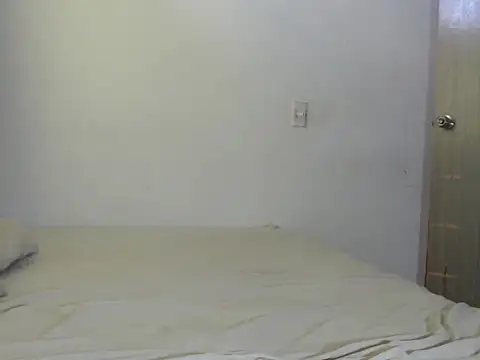 Snapshot of TinyStarz chatting on 11-18-25, 09:30 TinyStarz online show from 11-18-25, 09:30