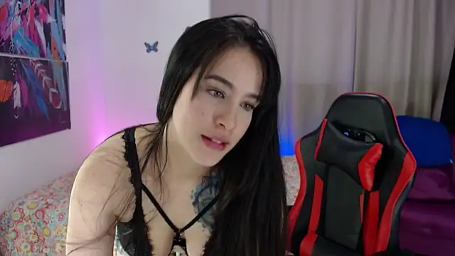 Snapshot of skarlett222 chatting on 11-09-25, 11:58 skarlett222 online show from 11-09-25, 11:58