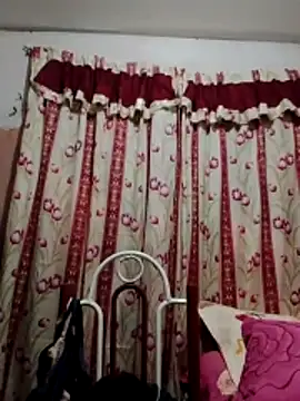 Snapshot of merr_ann123 chatting on 06-16-26, 08:28 merr ann123 online show from 06-16-26, 08:28