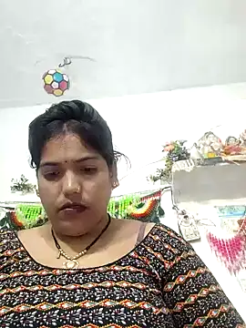Snapshot of Apki_bhabhiji chatting on 10-11-25, 08:13 Apki bhabhiji online show from 10-11-25, 08:13